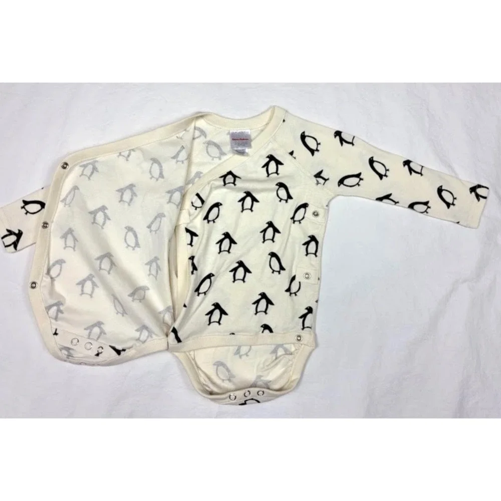 Hanna Andersson Beige Penguin Long Sleeve Wrap Bodysuit 12 18 mos Unisex 75 Baby